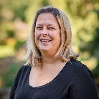 Kelly Mabee Headshot