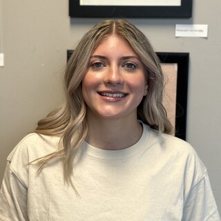Taylor Petrie Headshot
