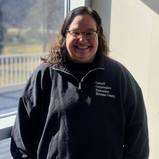 Gretchen Uhler Headshot