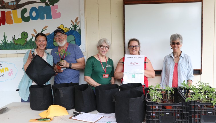 Master Gardeners pose at food pantry.