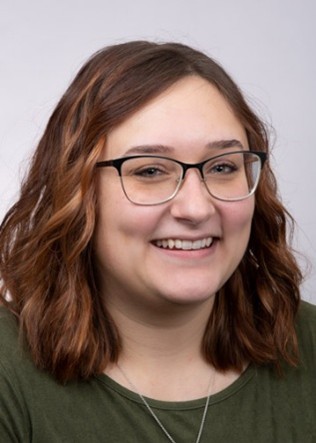 Cara Lanning headshot