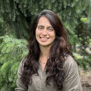 Aranka Hoosein Headshot