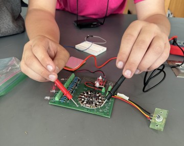 4-H Experimenting with sensors