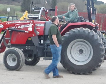 tractor diving class